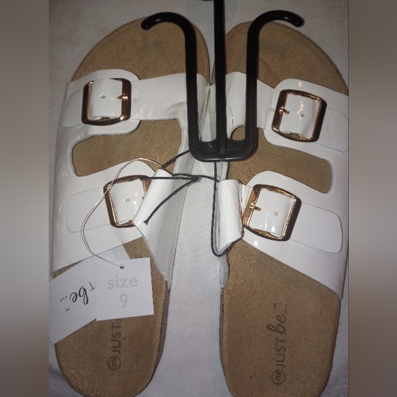 Just be silver snap on sandals size 6 - Picture 8 of 8